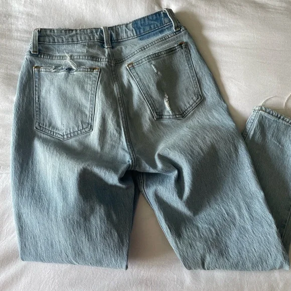 NWOT Abercrombie & Fitch High waisted Mom jeans - Picture 4 of 4